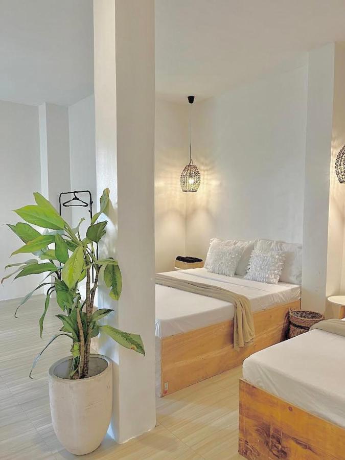 New Modern Home Near Airport, Beach And Fast Wi-Fi Sudtungan エクステリア 写真