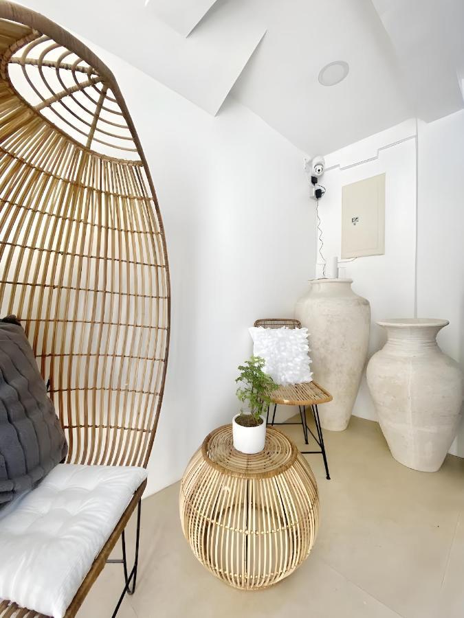 New Modern Home Near Airport, Beach And Fast Wi-Fi Sudtungan エクステリア 写真